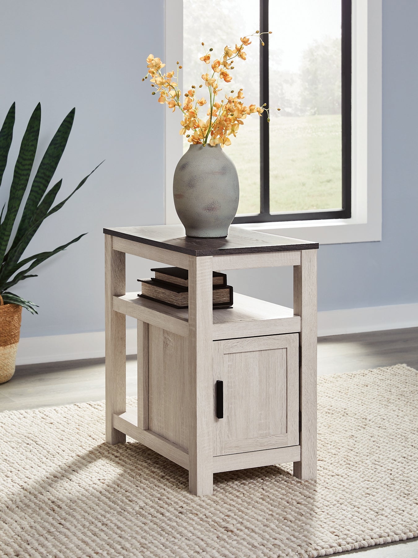 Fendenmore Chair Side End Table