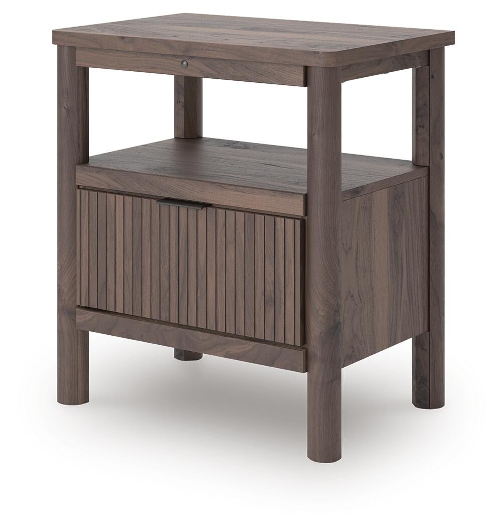 Pamytta King Upholstered Panel Bed, Dresser, Mirror and Nightstand
