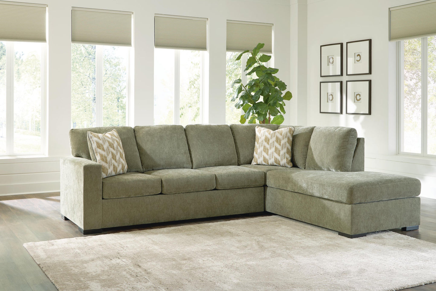 Bridgepoint 2-Piece Sleeper Sectional with Chaise