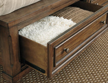 Load image into Gallery viewer, Robbinsdale  Panel Storage Bed
