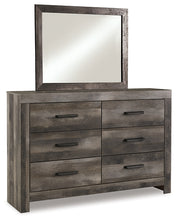 Load image into Gallery viewer, Wynnlow King Panel Bed with Mirrored Dresser, Chest and 2 Nightstands
